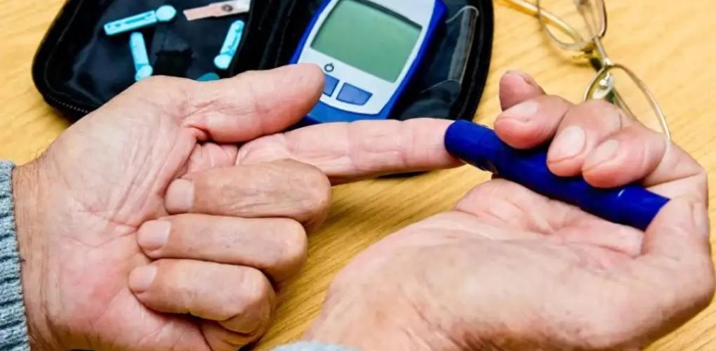 調(diào)查發(fā)現(xiàn)：有糖尿病的人若無(wú)這幾種情況，可以松口氣了，問(wèn)題不大