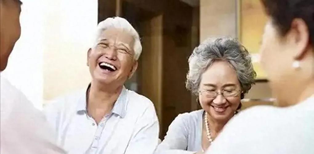 醫(yī)生發(fā)現(xiàn)：能活到90歲的老人，基本在65歲，就已經(jīng)不做這4件事了