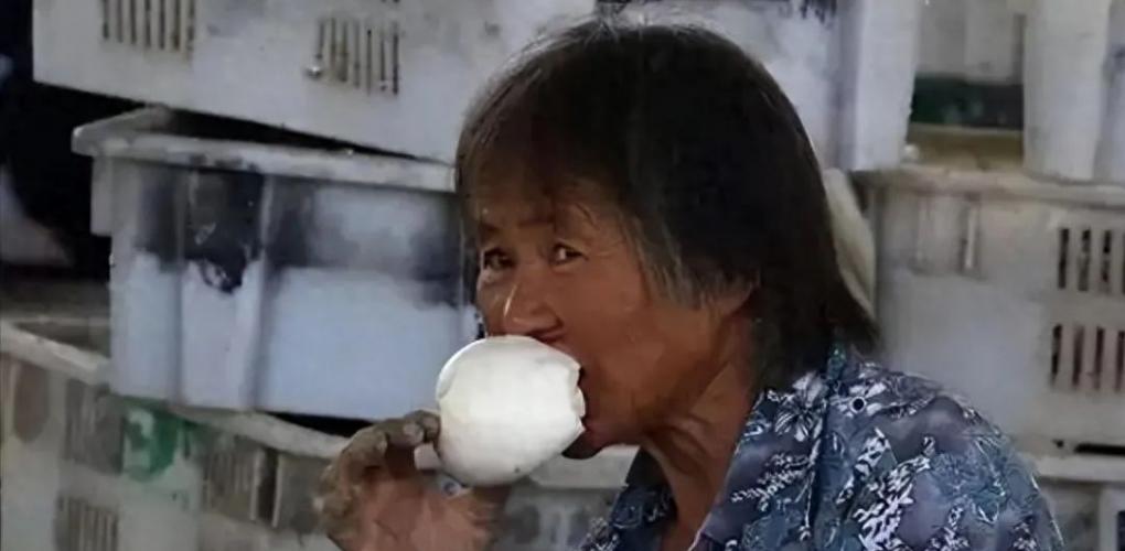 研究發(fā)現(xiàn)：若每天早餐都是饅頭，不出半年，身體或出現(xiàn)這4變化