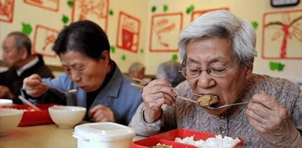 醫(yī)生研究發(fā)現(xiàn)：一旦患上糖尿病，吃飯一定要注意4點，別害了自己