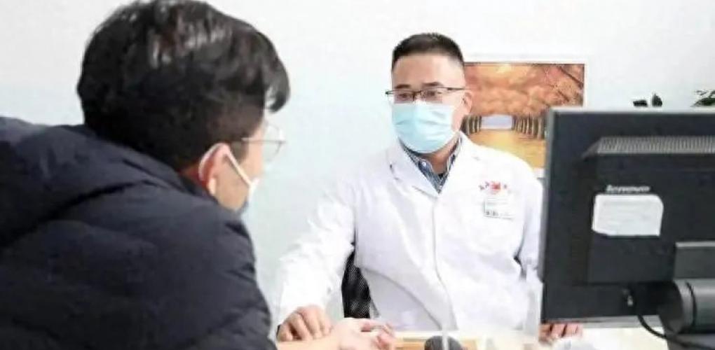 醫(yī)生調(diào)查發(fā)現(xiàn)：脂肪肝人群若天天喝茶解壓，半年后肝臟或有3變化