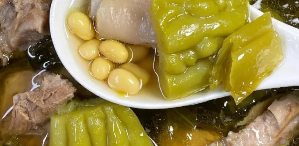 “春不排毒，身體堵”立夏前常吃4樣，排毒養(yǎng)顏，潤腸通便