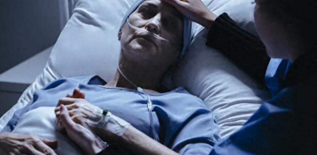 人臨死前，身體會(huì)發(fā)生什么變化？出現(xiàn)這5種情況，好好陪伴家人吧