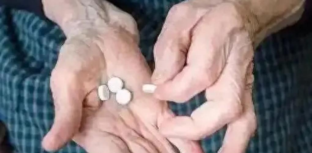 醫(yī)生提醒：安眠藥不是睡前任性吃！長期錯用，當(dāng)心3種壞處找上來