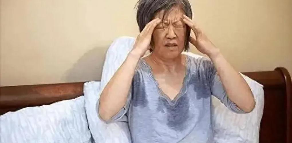 汗液是血糖最好的反饋！醫(yī)生：汗液出現(xiàn)這3異常，多是糖尿病癥狀