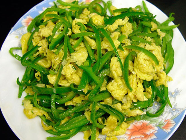 三伏天，建議大家少吃冰的，常吃4菜，潤腸