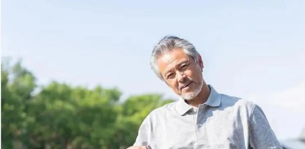 醫(yī)生發(fā)現(xiàn)：能活到95歲的長(zhǎng)壽者，大多在65歲，就不碰這5事了