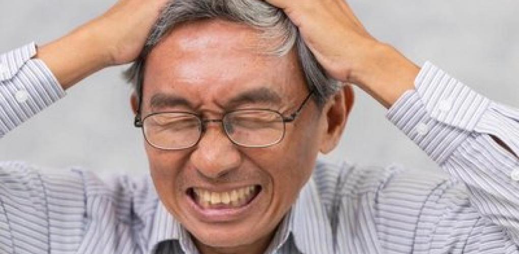 查出腦梗后，她后悔直言：腦梗早期不是頭暈，而是身上4種異常