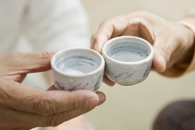 酒癮再大也得戒！醫(yī)生：有這3種疾病的人，一滴酒都別沾