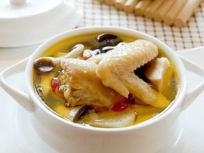 癌癥患者不能喝雞湯？醫(yī)生建議：若不想病情惡化，這幾種湯該忌口