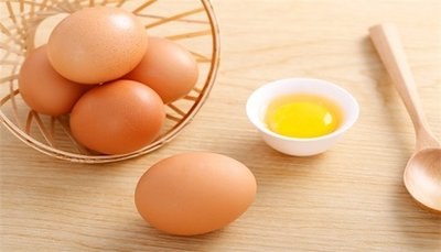 研究發(fā)現(xiàn)：早上經(jīng)常吃雞蛋的老人，過不了多久，身體或有6個改